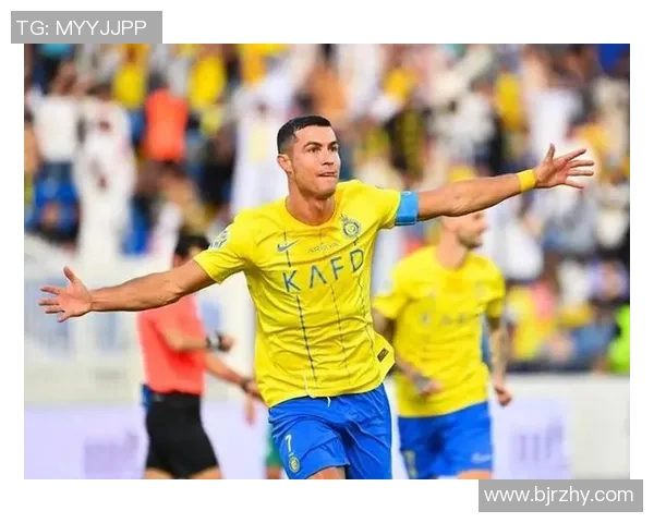 足球巨星的传奇人生与赛场背后的荣耀与挑战